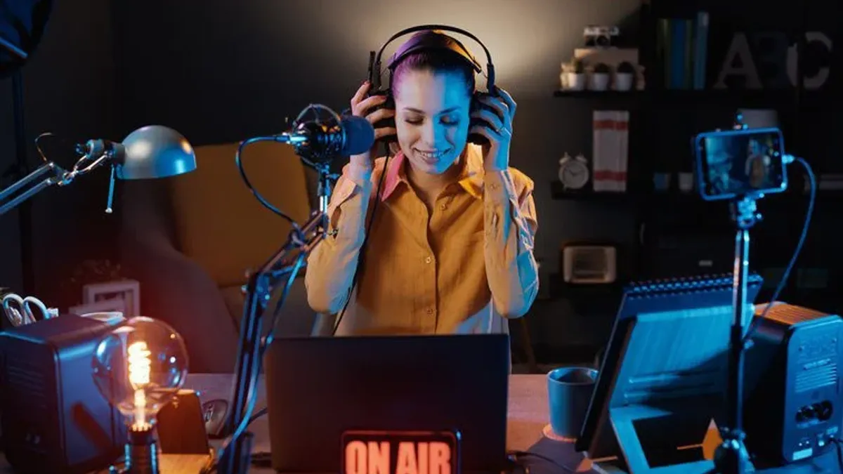 Building Lasting Connections Through Radio Broadcasting in the UAE